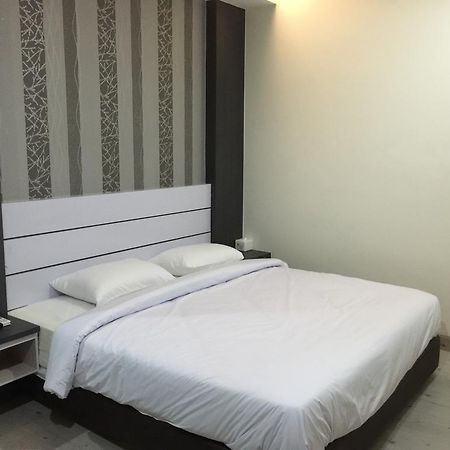 Redlink Hotel Batam Luaran gambar