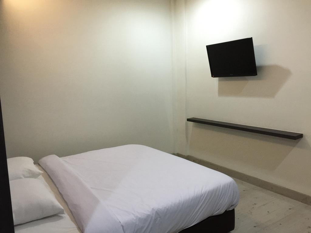 Redlink Hotel Batam Bilik gambar