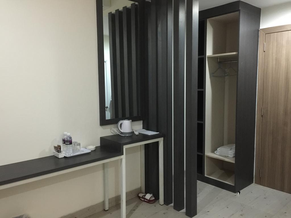 Redlink Hotel Batam Bilik gambar
