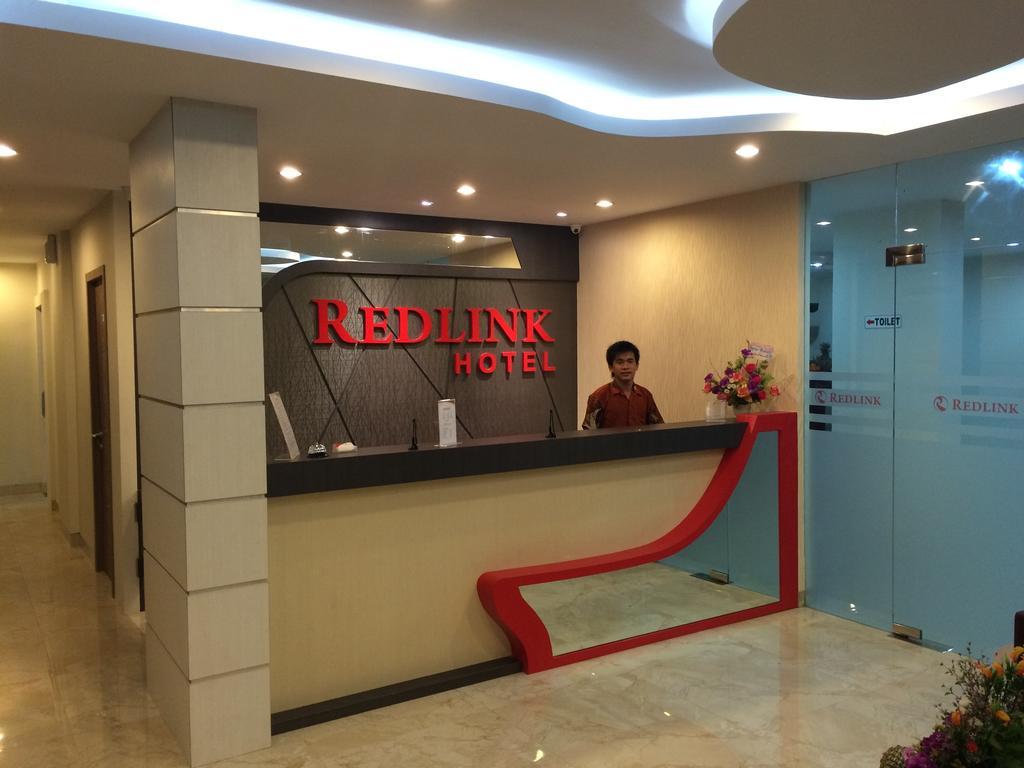 Redlink Hotel Batam Luaran gambar