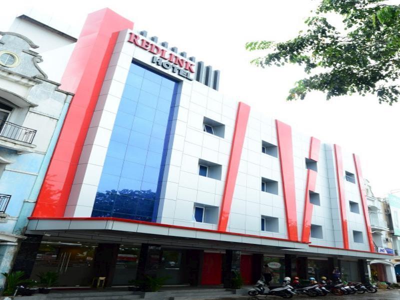 Redlink Hotel Batam Luaran gambar